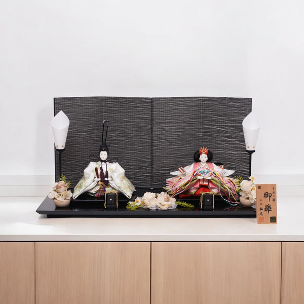 小出松寿作 宮廷の雅