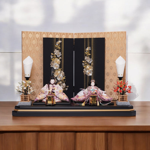 二曲屏風親王飾